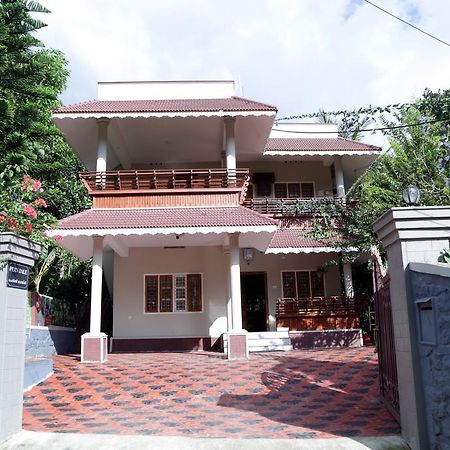 Ferndale Homestay Thekkady Kültér fotó